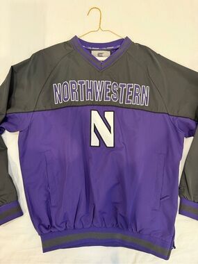 Colosseum Northwestern V-Neck Pullover Sweater in Purple and Gray